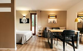 Mistral Apartments